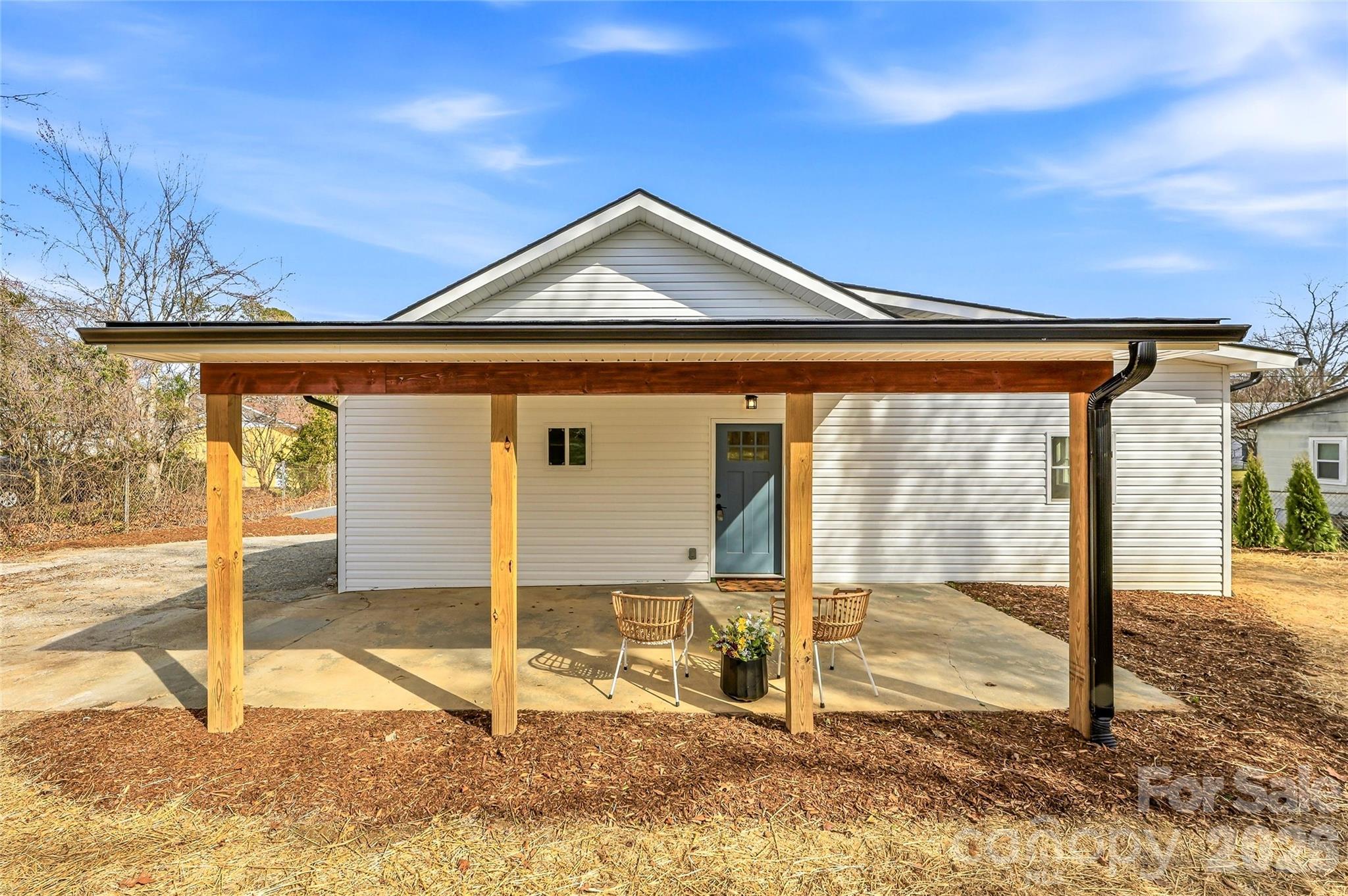 807 N Whitted Street Hendersonville NC 28791