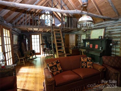 1001 Mountain Glen Road Canton NC 28716