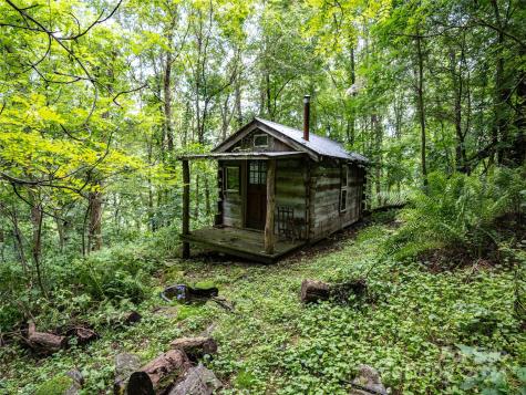 1001 Mountain Glen Road Canton NC 28716