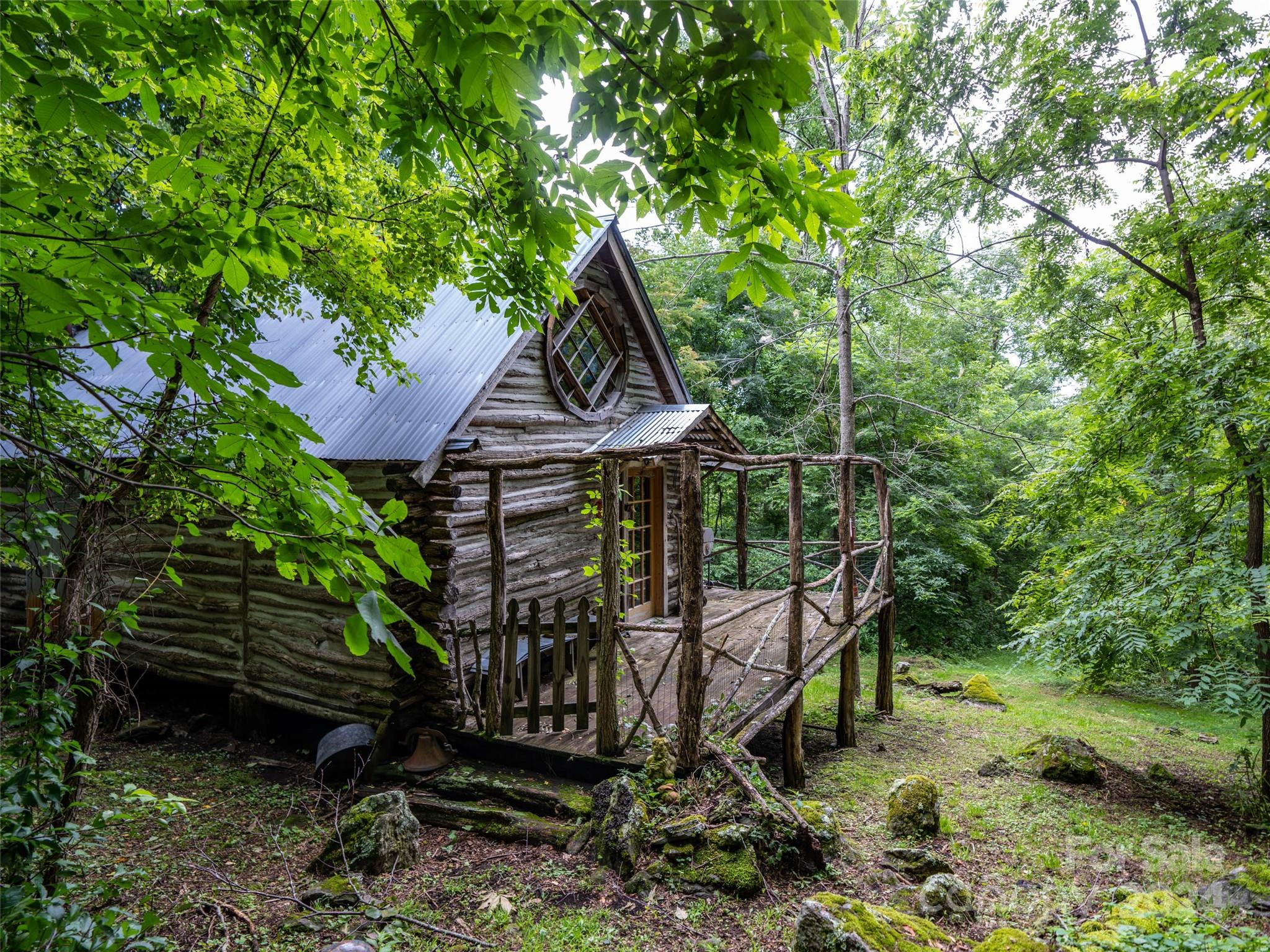 1001 Mountain Glen Road Canton NC 28716