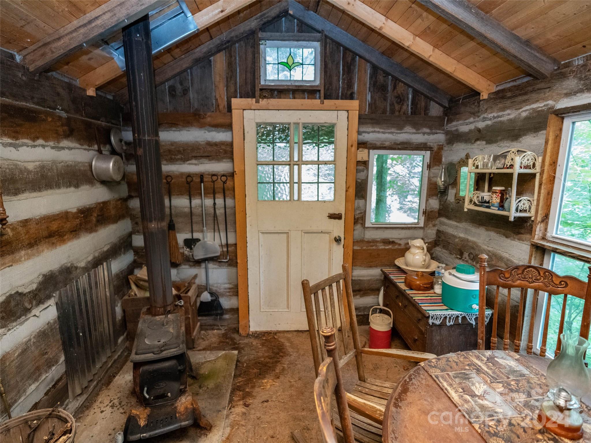 1001 Mountain Glen Road Canton NC 28716