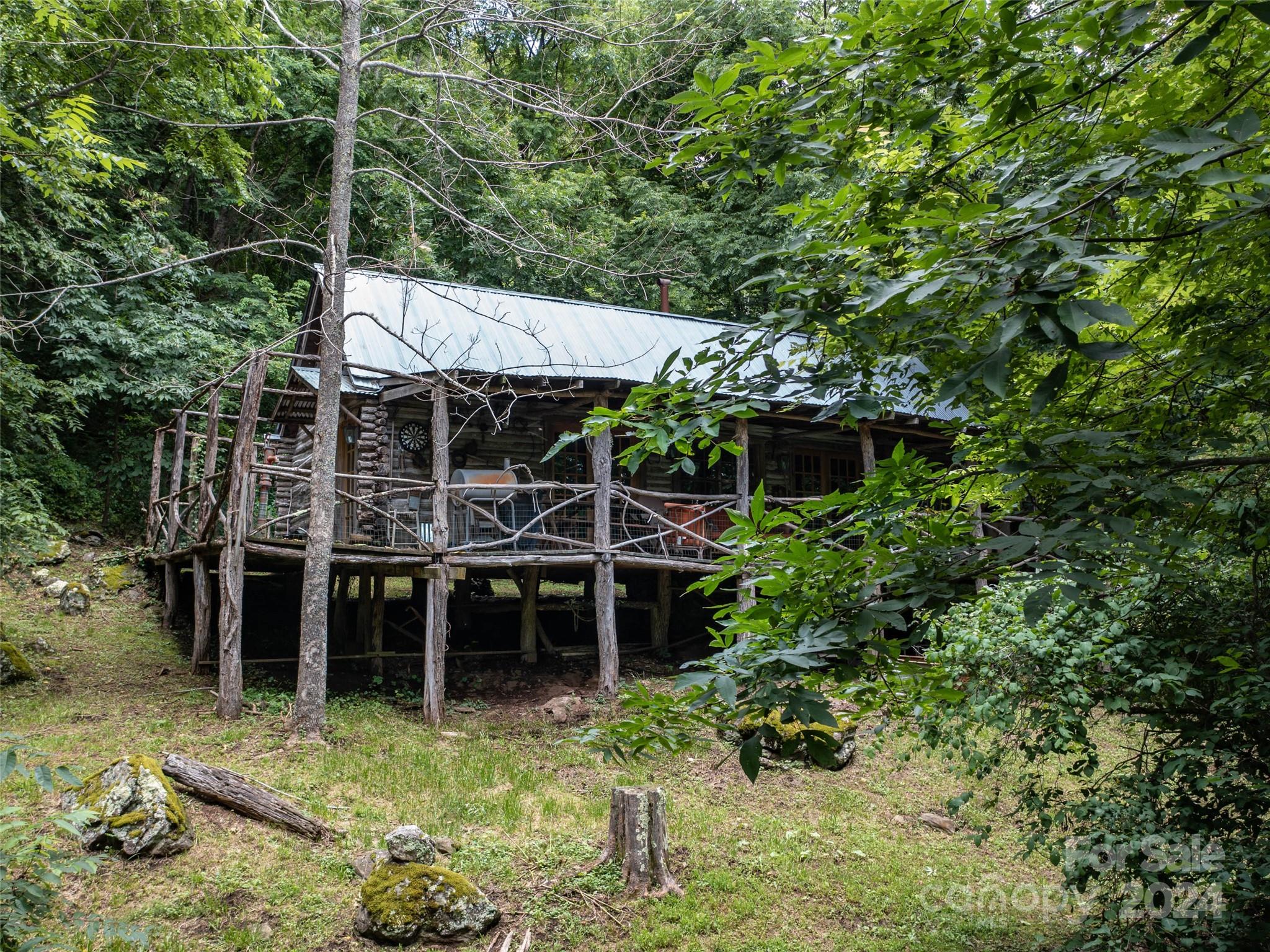 1001 Mountain Glen Road Canton NC 28716