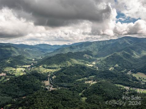 1001 Mountain Glen Road Canton NC 28716