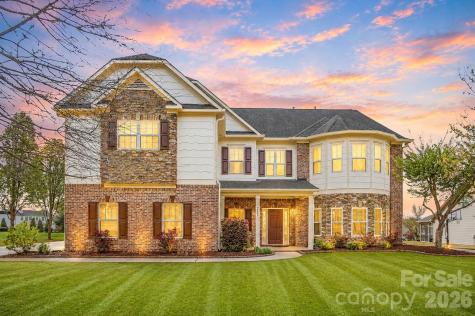 5509 Holly Hills Drive Waxhaw NC 28173
