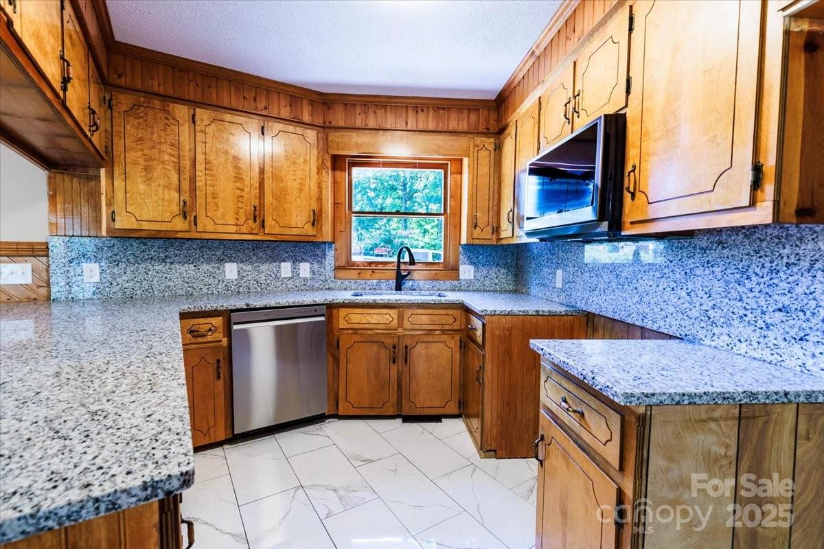 200 Lakeview Road Albemarle NC 28001