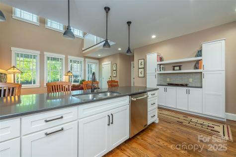 13 Fitzgerald Road Black Mountain NC 28711