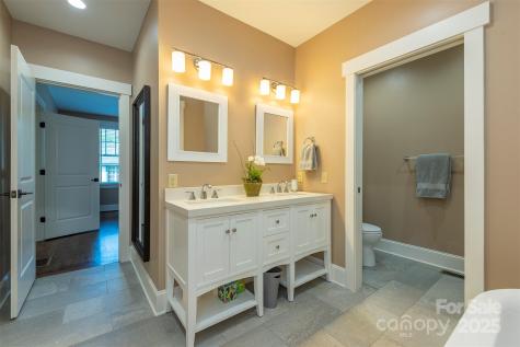 13 Fitzgerald Road Black Mountain NC 28711