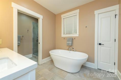 13 Fitzgerald Road Black Mountain NC 28711