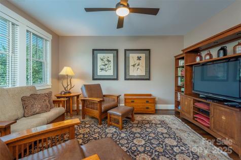 13 Fitzgerald Road Black Mountain NC 28711