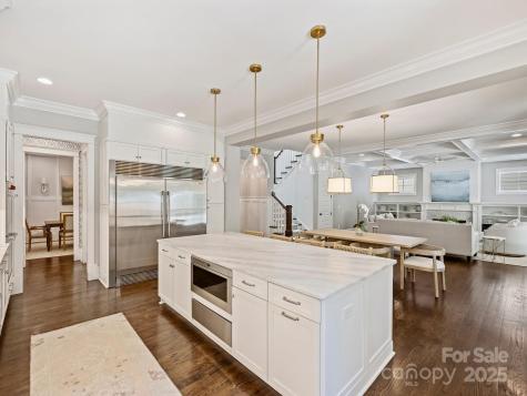 431 Wonderwood Drive Charlotte NC 28211