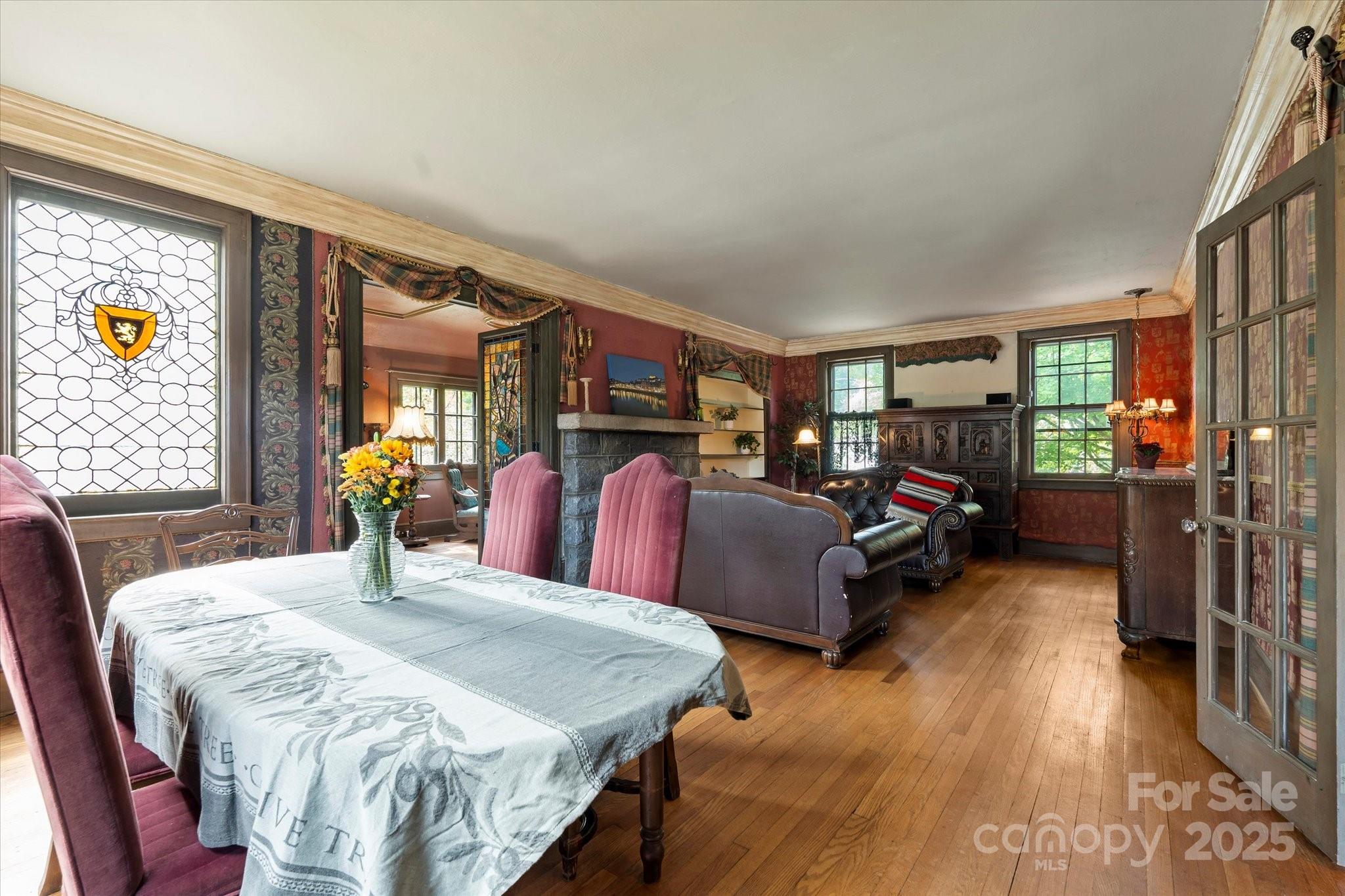 23 Greenleaf Circle Asheville NC 28804