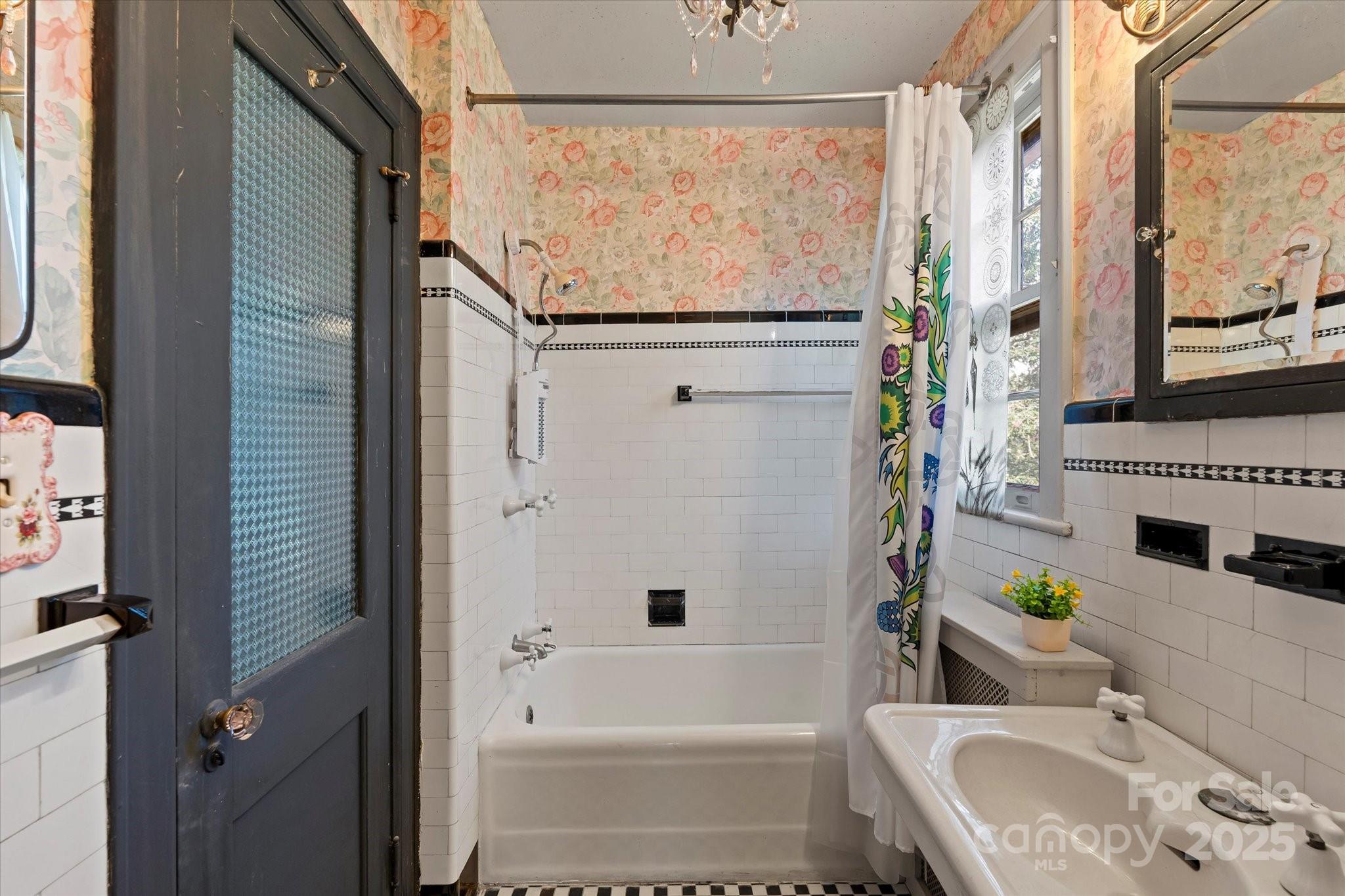 23 Greenleaf Circle Asheville NC 28804