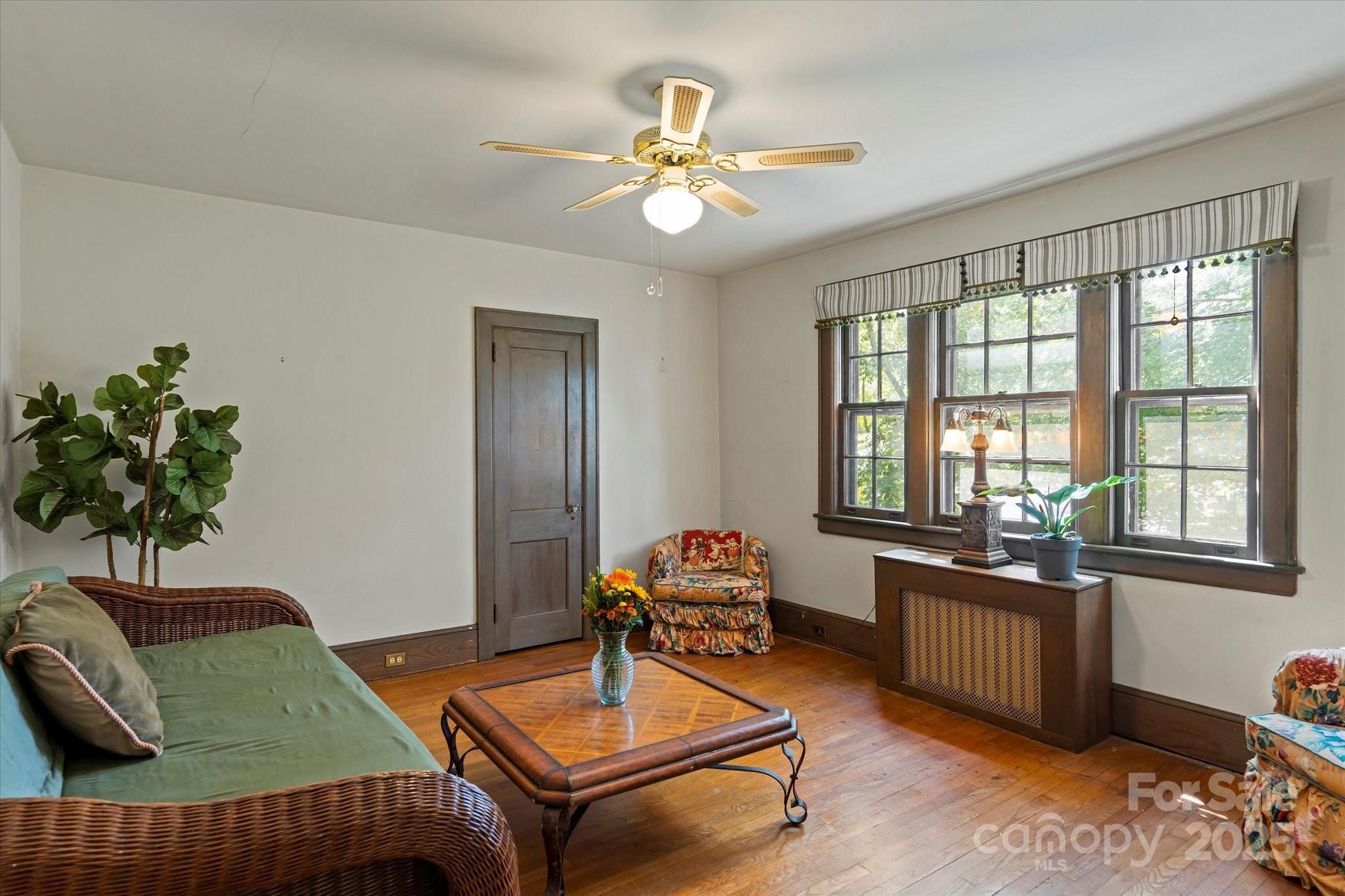 23 Greenleaf Circle Asheville NC 28804