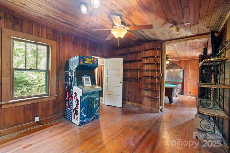 23 Greenleaf Circle Asheville NC 28804