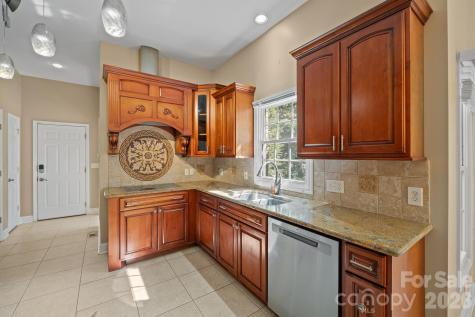 381 Lake Forest Drive Taylorsville NC 28681