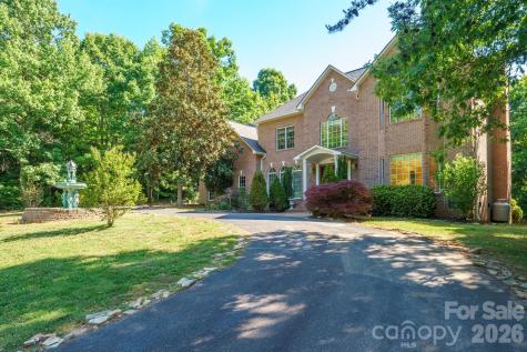 381 Lake Forest Drive Taylorsville NC 28681