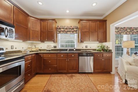 4410 1st Street Drive NW Hickory NC 28601