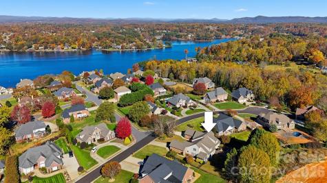 4410 1st Street Drive NW Hickory NC 28601