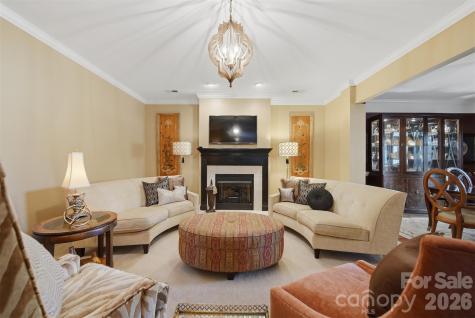 4410 1st Street Drive NW Hickory NC 28601