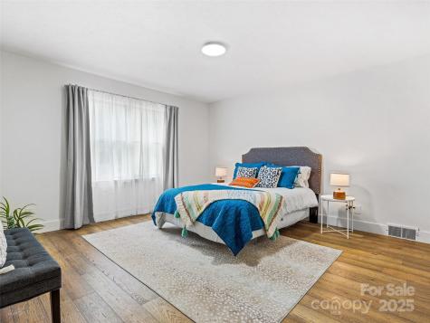 3 Acorn Road Asheville NC 28804