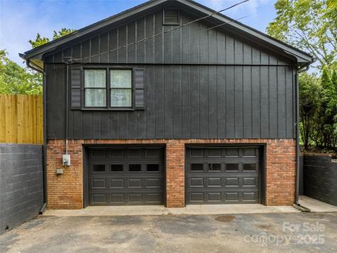3 Acorn Road Asheville NC 28804