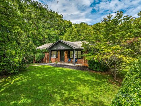 3 Acorn Road Asheville NC 28804