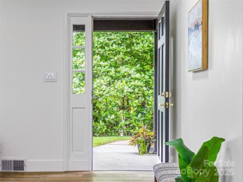 3 Acorn Road Asheville NC 28804