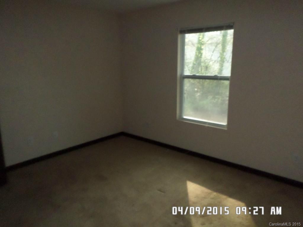 5636 Idlewild Road N Charlotte NC 28227