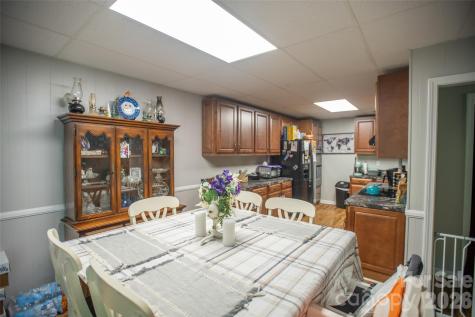 1202 Cannon Drive Lenoir NC 28645