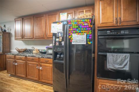 1202 Cannon Drive Lenoir NC 28645