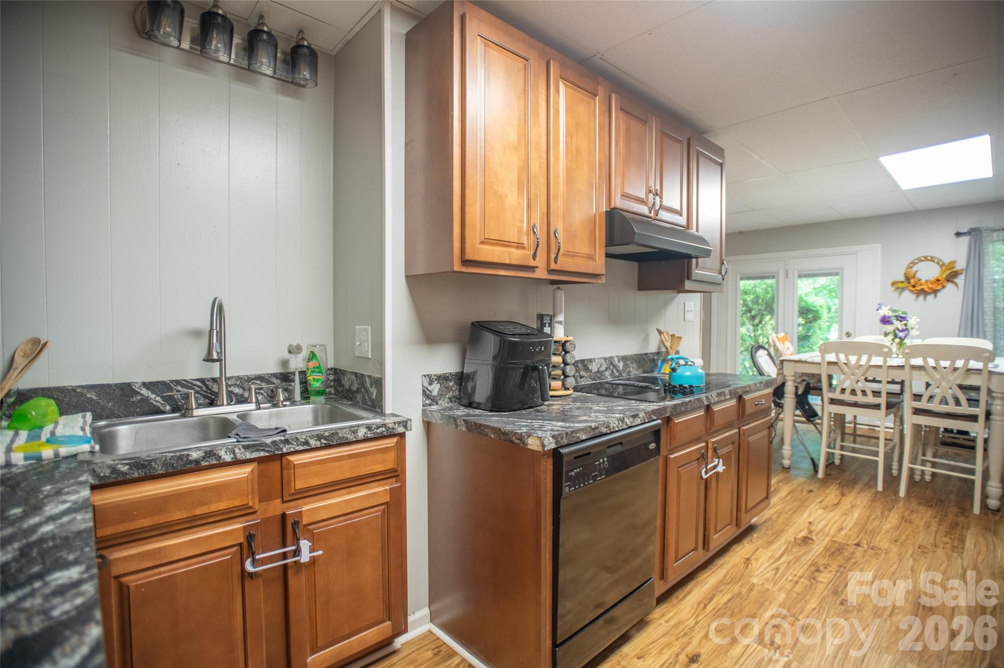 1202 Cannon Drive Lenoir NC 28645