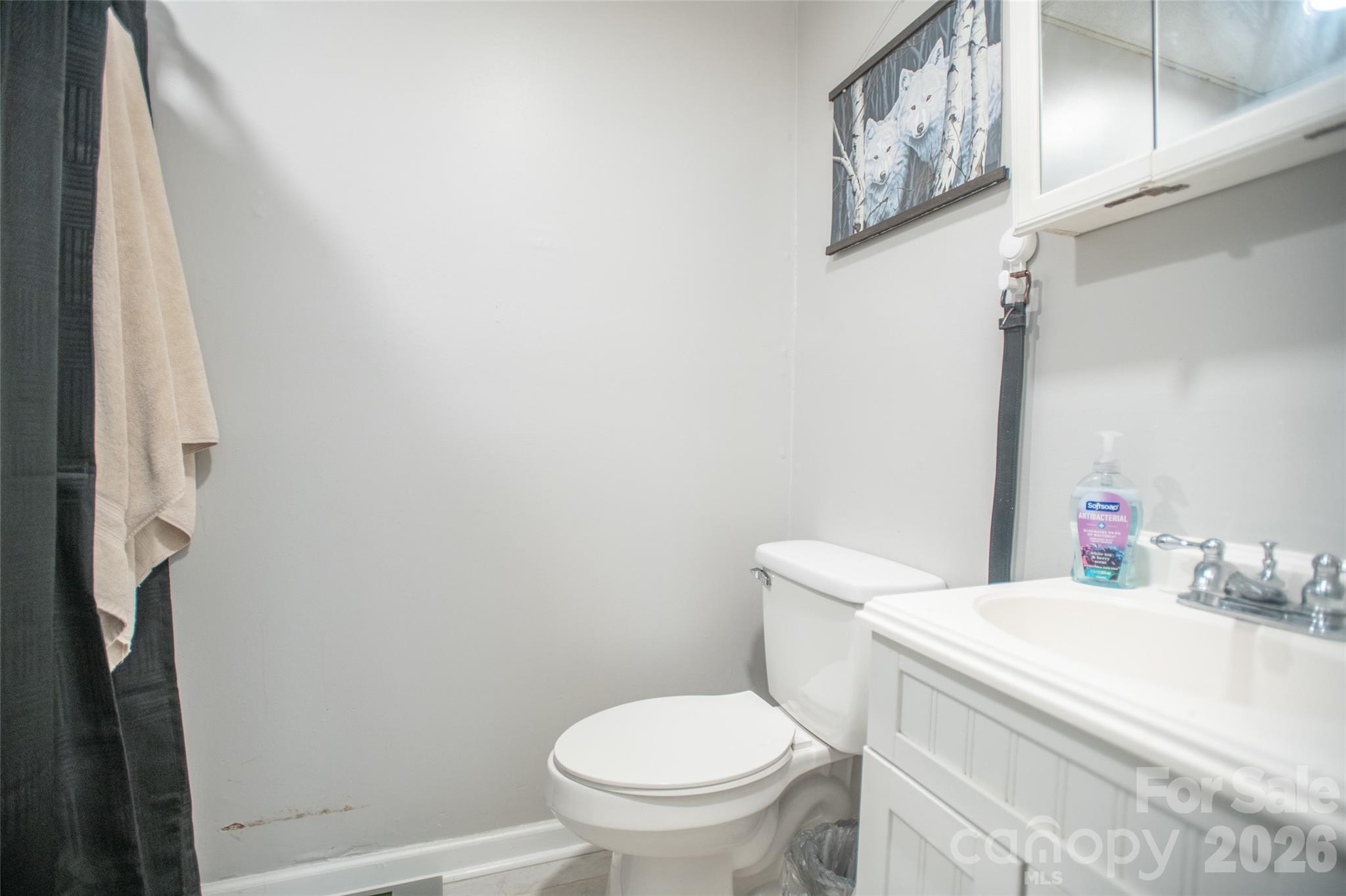1202 Cannon Drive Lenoir NC 28645
