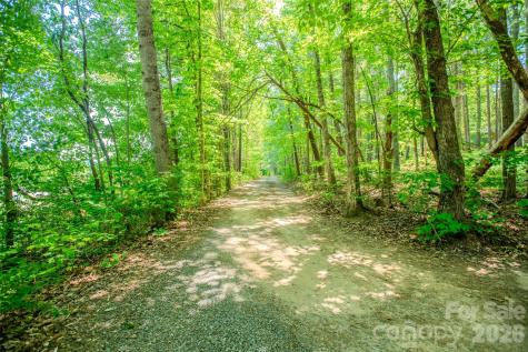 1202 Cannon Drive Lenoir NC 28645