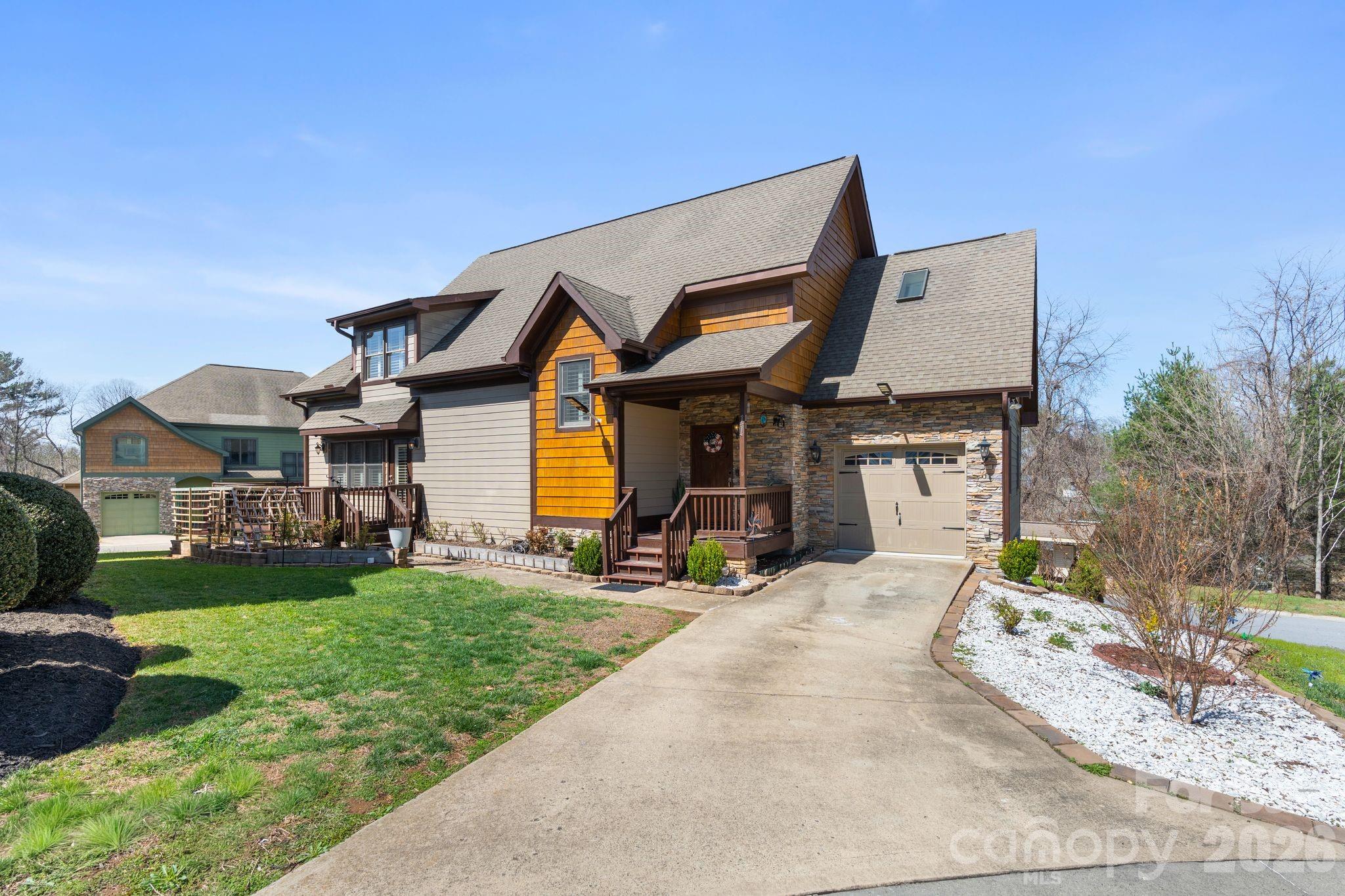 11 Trevors Trail Asheville NC 28806