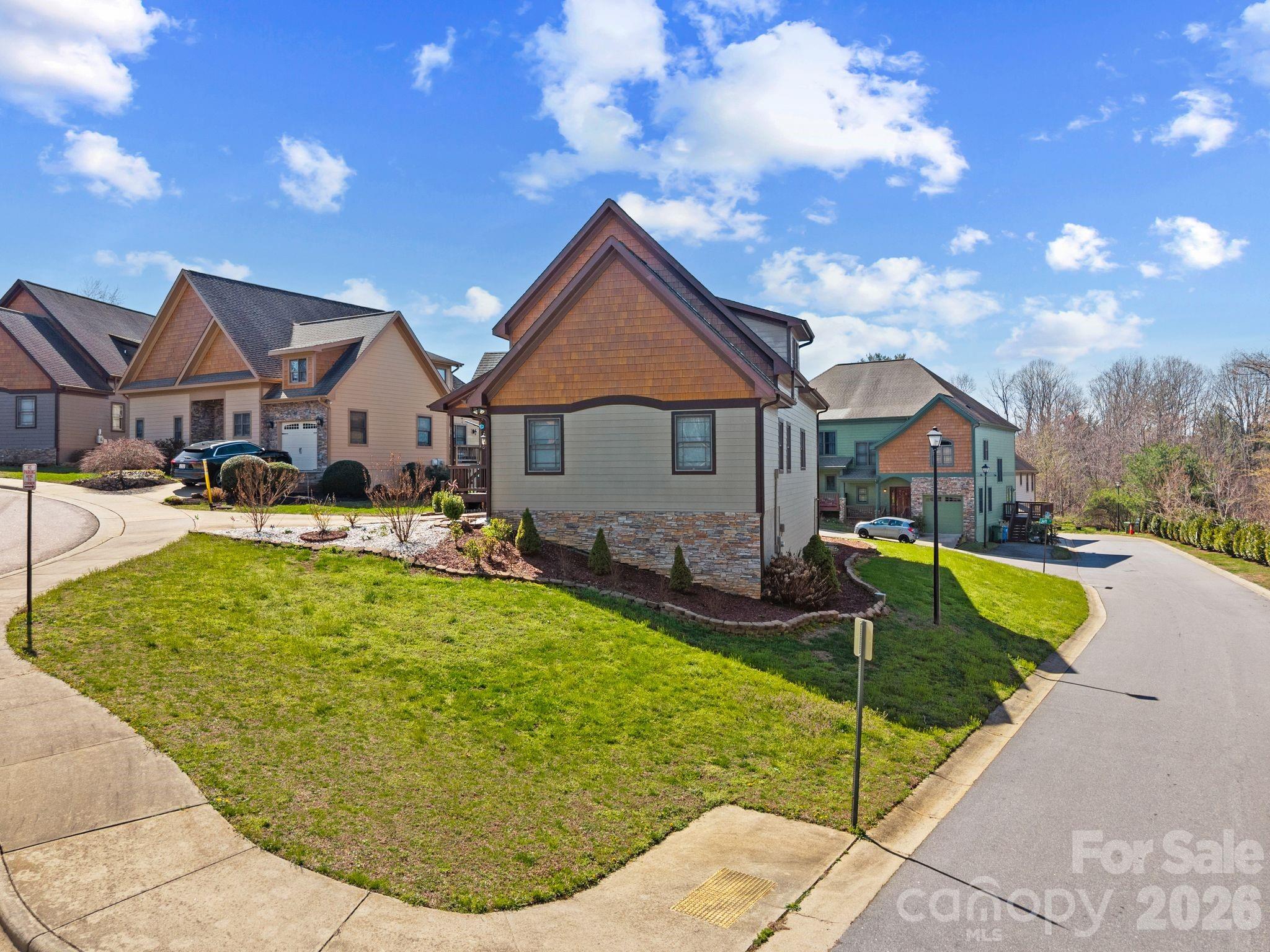 11 Trevors Trail Asheville NC 28806