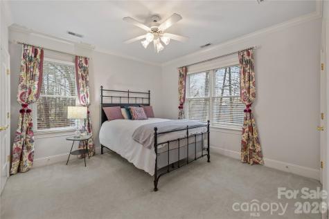 1009 Honors Court Waxhaw NC 28173