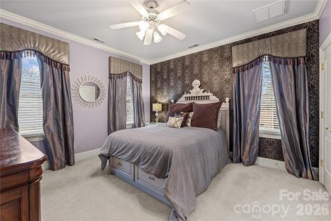 1009 Honors Court Waxhaw NC 28173