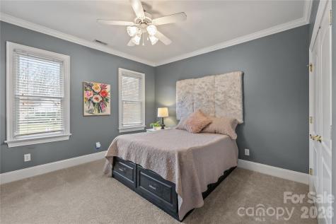 1009 Honors Court Waxhaw NC 28173