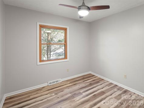 36 Auburndale Drive Asheville NC 28806