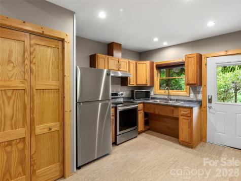 36 Auburndale Drive Asheville NC 28806