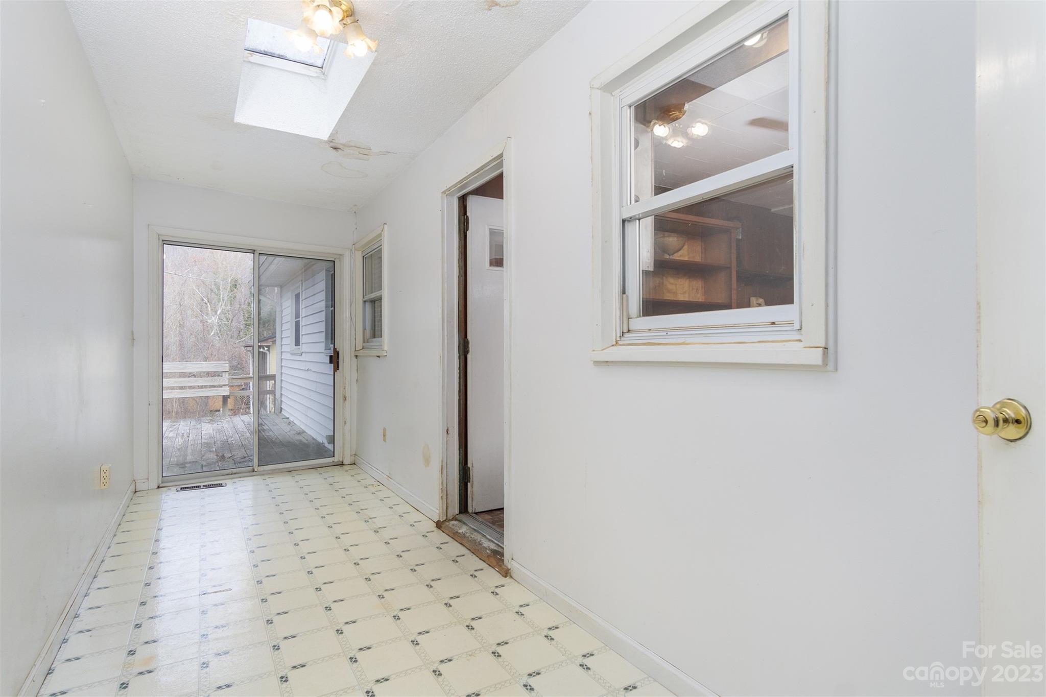 113 Dellwood Avenue Swannanoa NC 28778