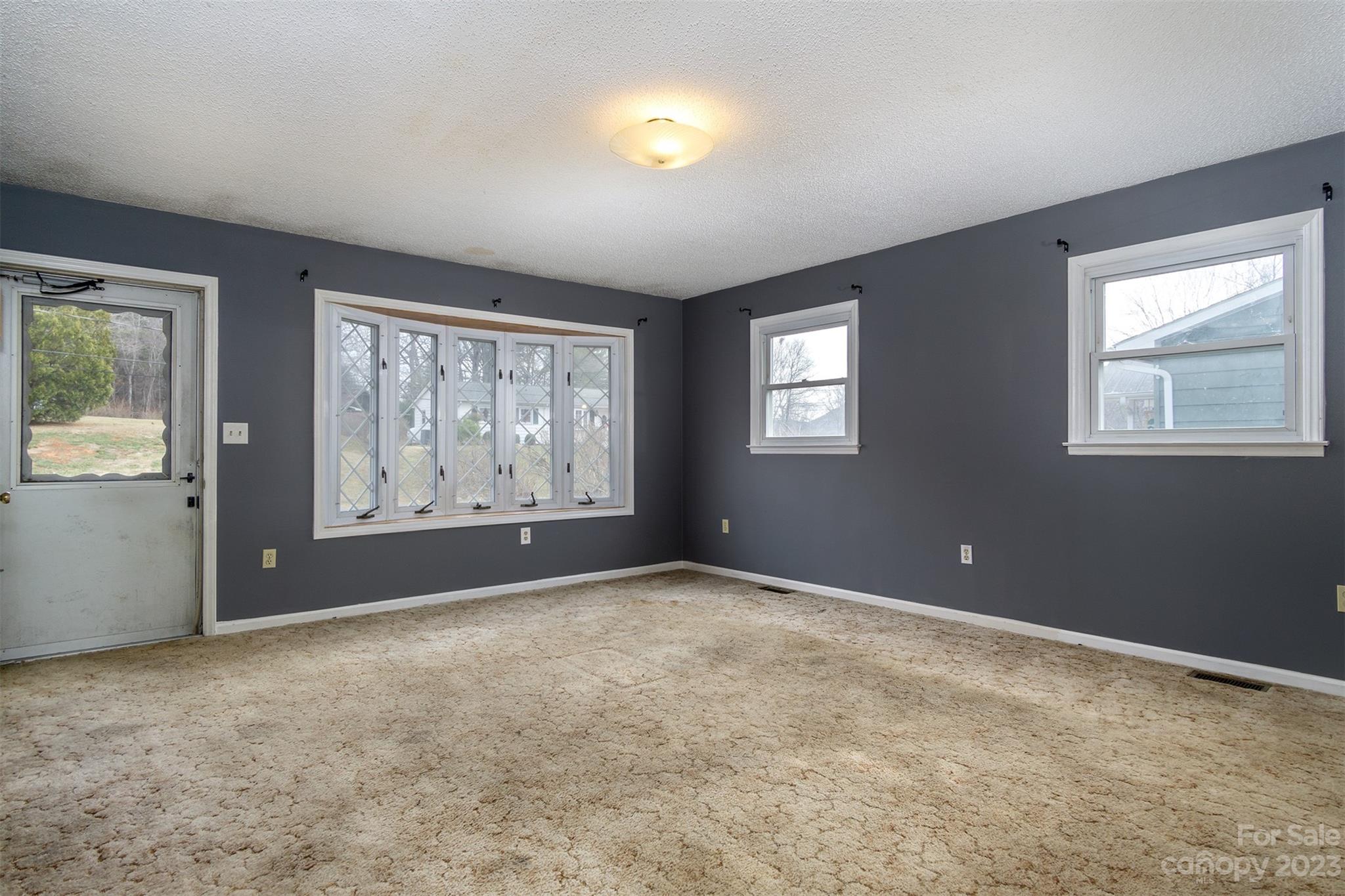 113 Dellwood Avenue Swannanoa NC 28778