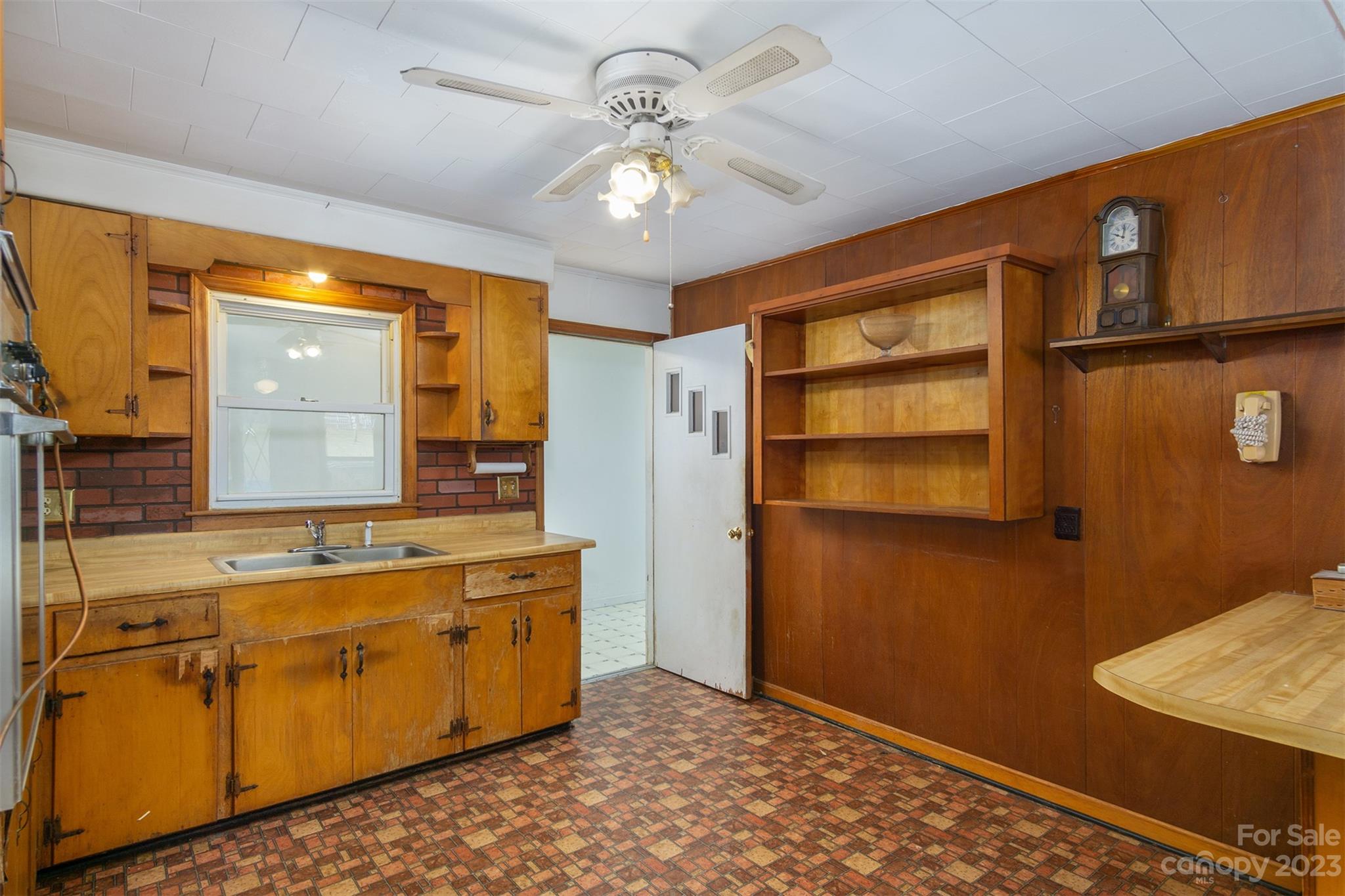 113 Dellwood Avenue Swannanoa NC 28778