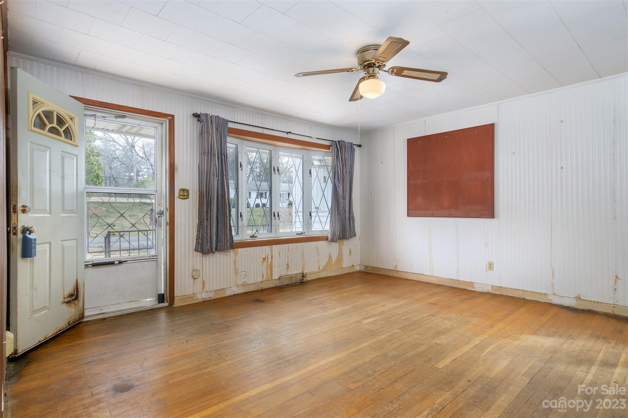 113 Dellwood Avenue Swannanoa NC 28778