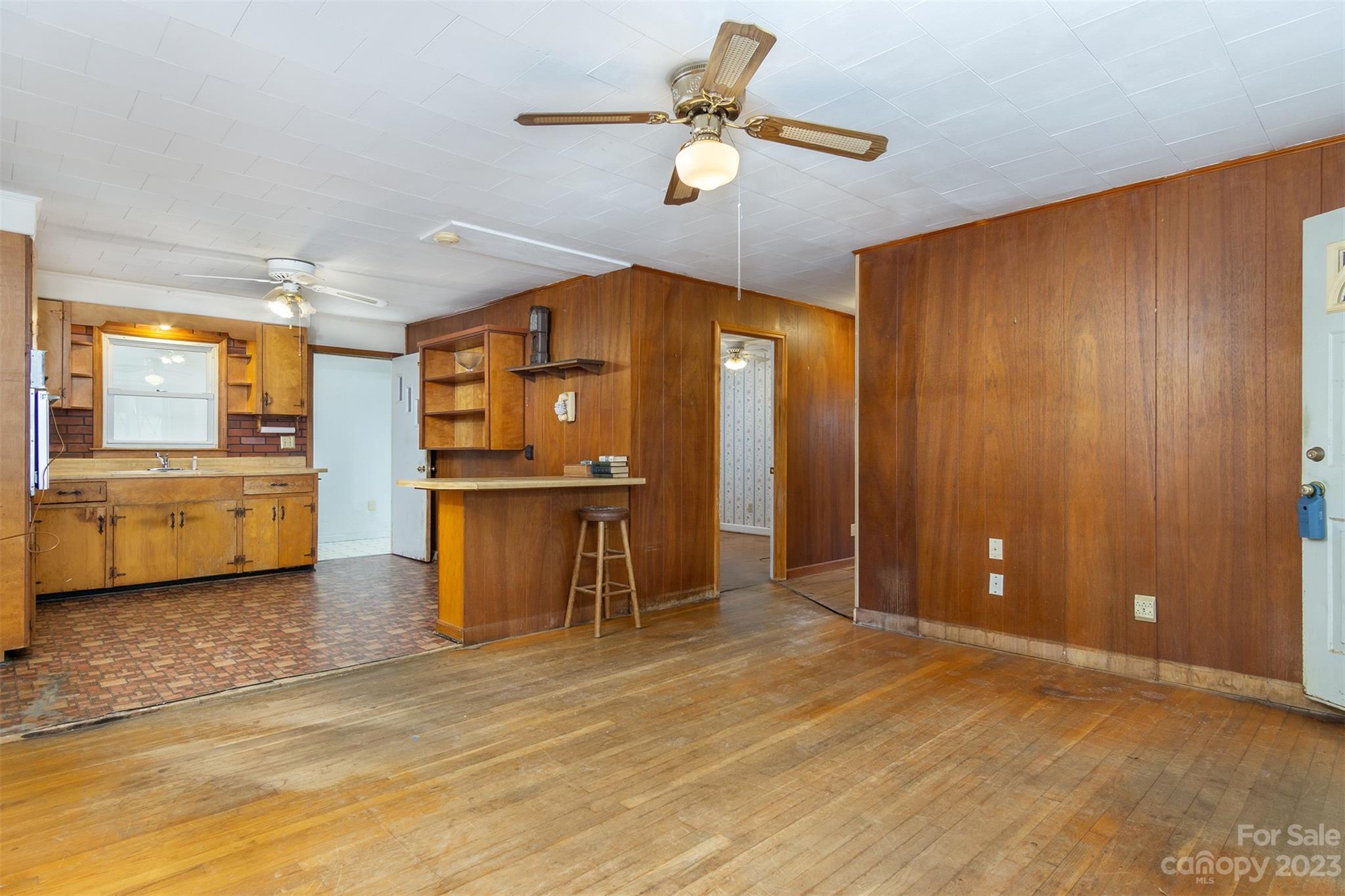 113 Dellwood Avenue Swannanoa NC 28778