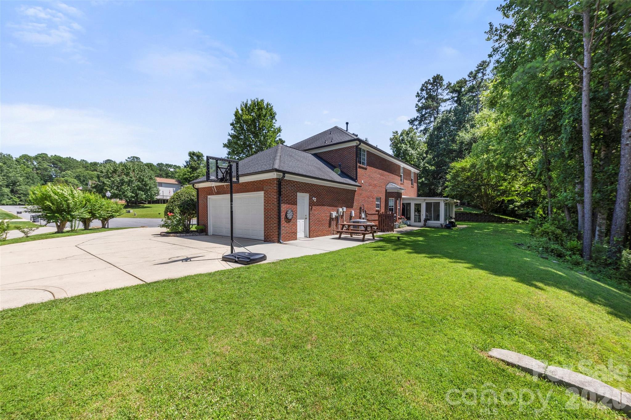 5302 Fairgrove Lane Harrisburg NC 28075
