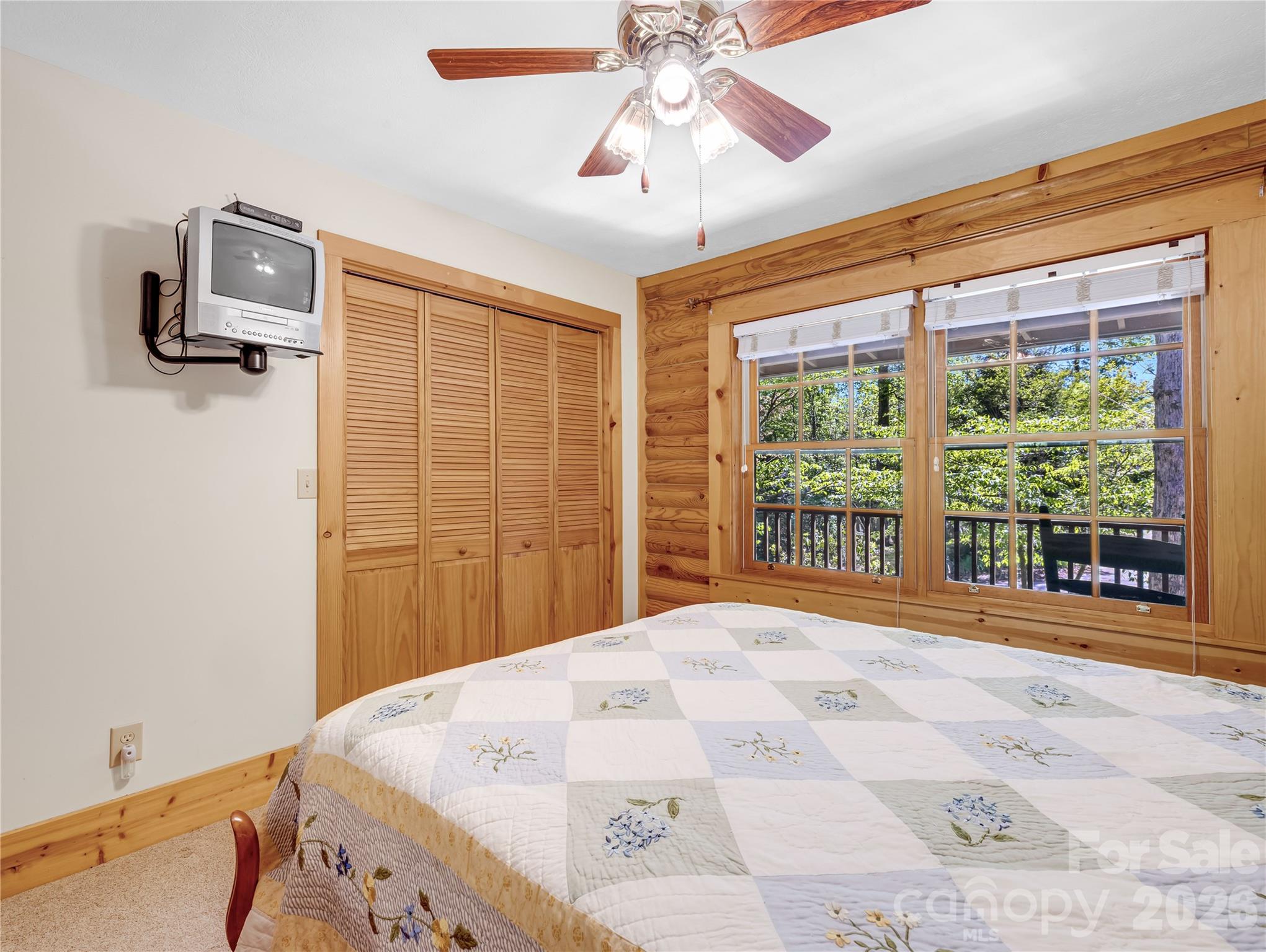 212 Glen Echo Circle Saluda NC 28773