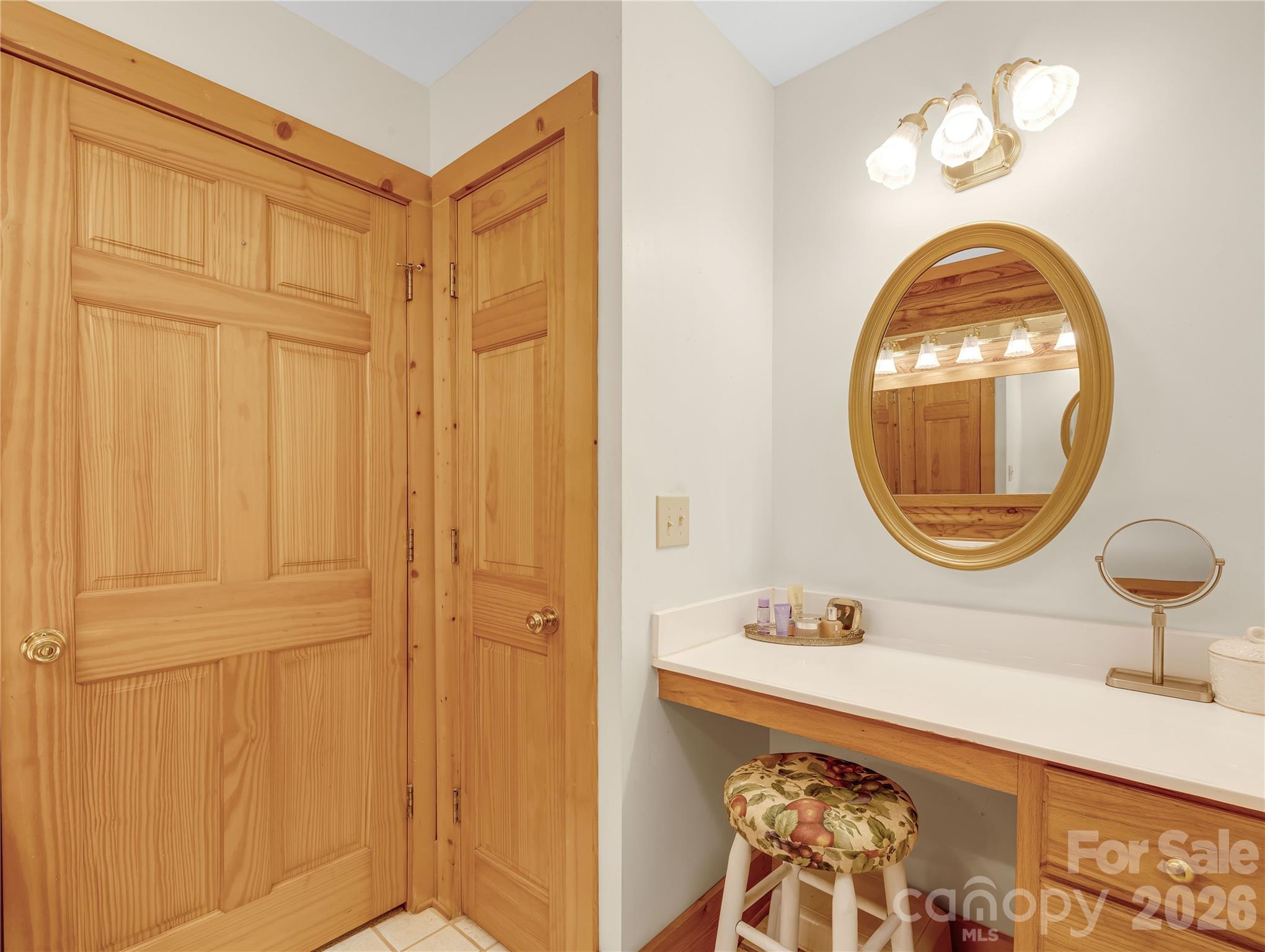 212 Glen Echo Circle Saluda NC 28773