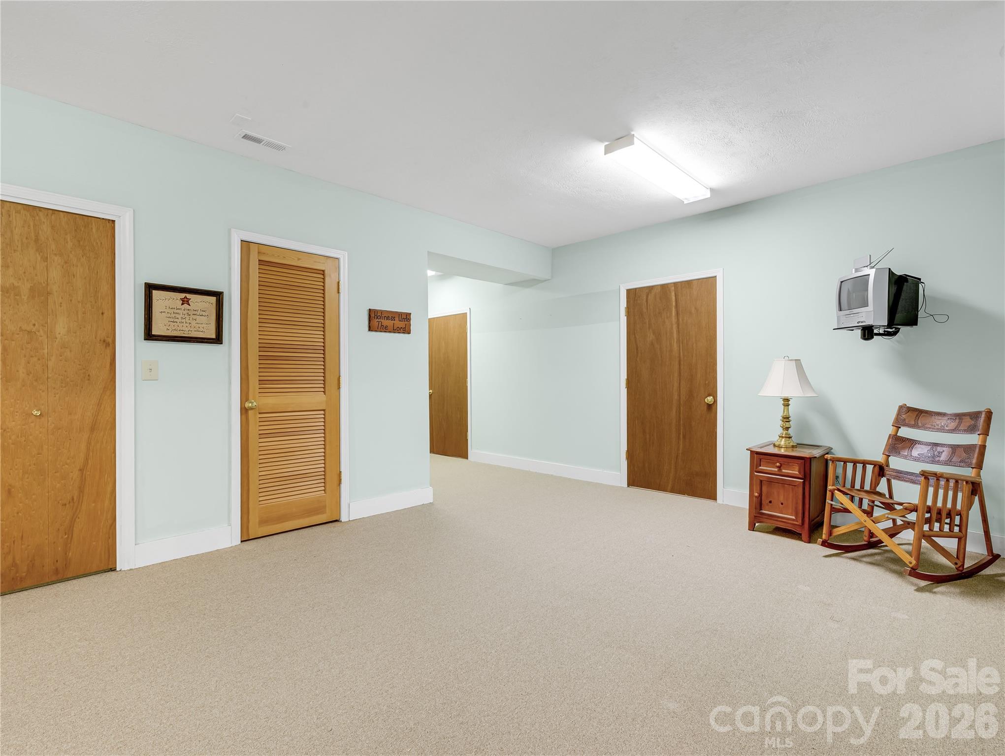 212 Glen Echo Circle Saluda NC 28773