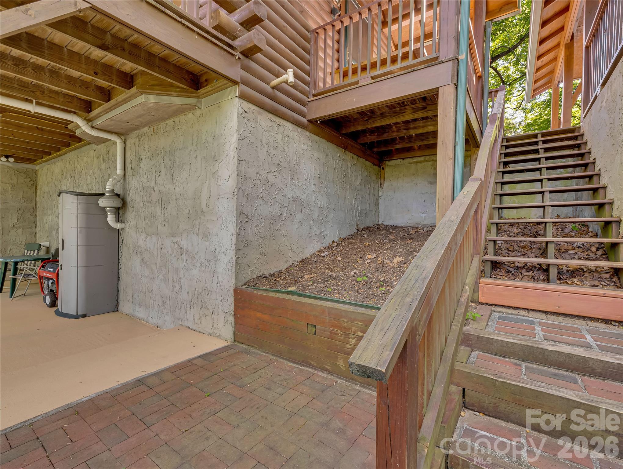 212 Glen Echo Circle Saluda NC 28773